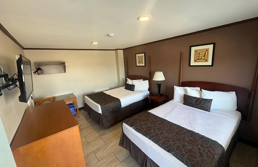 Beachside Resort-1